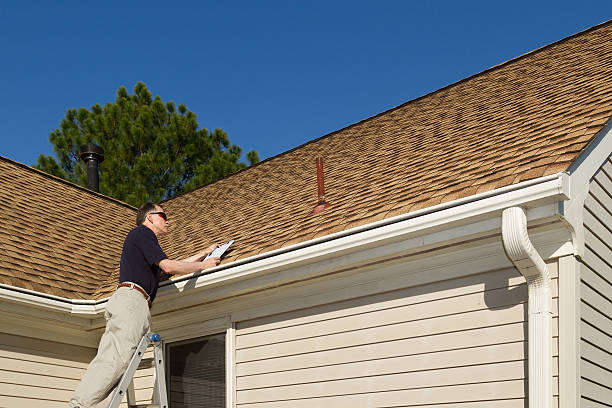 Fast & Reliable Emergency Roof Repairs in Emmetsburg, IA